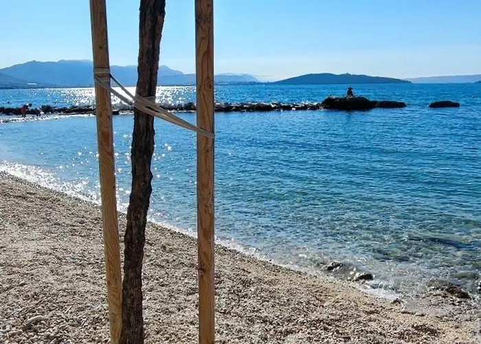 Beachfront Sol&mar With Heated Pool And Jacuzzi 别墅 *