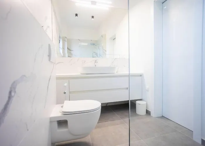 Beachfront Sol&mar With Heated Pool And Jacuzzi 别墅