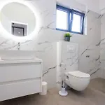 Villa Beachfront Sol&mar With Heated Pool And Jacuzzi