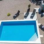 Beachfront Sol&mar With Heated Pool And Jacuzzi